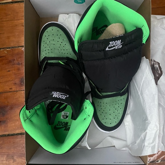 Air Jordan 1s zen green - Picture 2 of 6